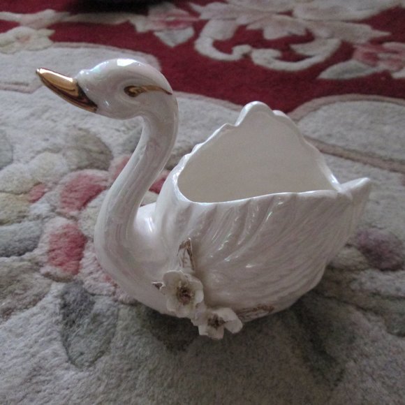 Norcrest Other - Swan Planter Figurine, iridescent, Collectible, Norcrest #'d